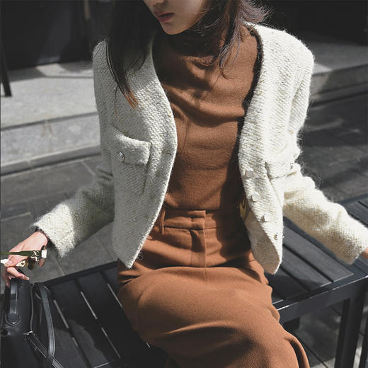 【顺丰包邮】83130 洛诗琳秋冬新款韩版气质百搭v领小香风外套女01016 商品图2