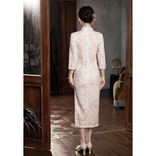 2024新款秋冬季改良新中式粉色碎花日常长袖民国大小姐旗袍LSB3140 商品图4