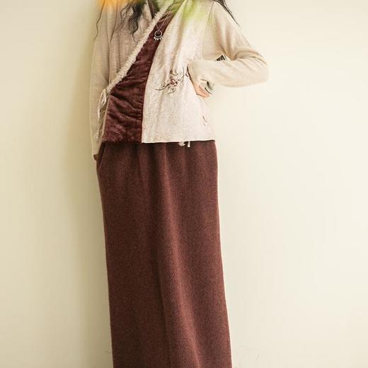 牧衣游原创 牦牛绒毛织混纺半身裙女冬新款软糯轻盈直筒裙 自由鸟 商品图1