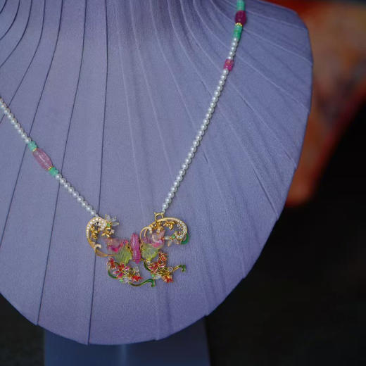 龢盒原创 幽幽兰花开，蝴蝶识香来 碧玺珐琅蝴蝶胸针吊坠 商品图5