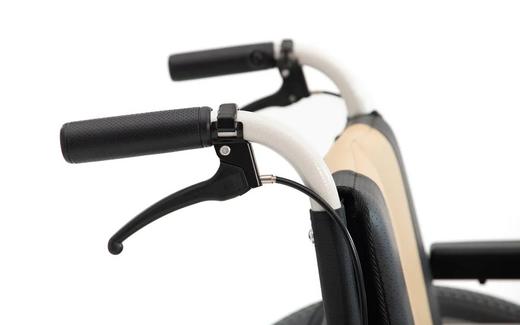 康复系列【日本MIKI三贵电动轮椅车】站立刹车系统轻便万向前轮老年人代步车灵活四轮可拆卸外座背垫 商品图1