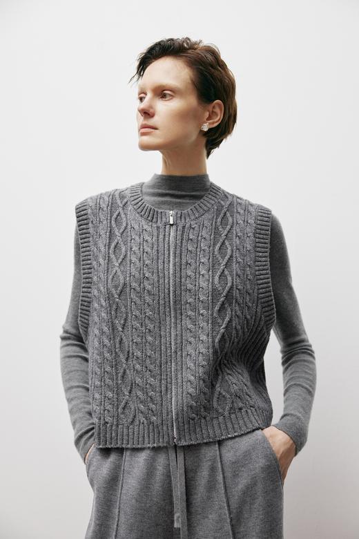 【商场同款】麦檬冬毛衫背心5EA334241 商品图4