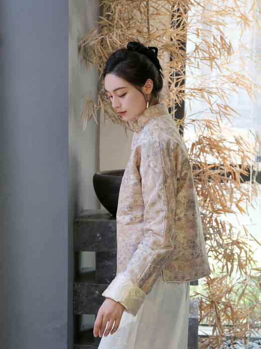 盛唐牡丹| 扇子纹重缎宋锦双面穿外套(不夹棉) [特价品] 商品图3