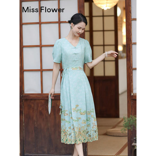 勿忘花新中式绿色连衣裙女夏季2025新款女装气质马面裙裙子 商品图0
