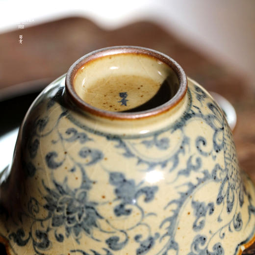 问鼎旗下留青汝瓷椒唐清音盖碗（麒麟葵韵）（缺货） 商品图4