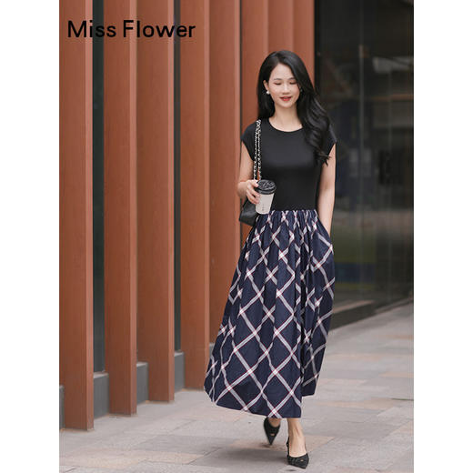 勿忘花黑色针织拼接连衣裙夏季女2025新款女装绝美小裙子高级气质 商品图3