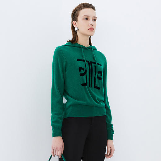 EITIE爱特爱冬季新款套头纯色连帽休闲印花针织衫7601312 商品图7