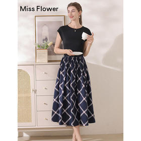 勿忘花黑色针织拼接连衣裙夏季女2025新款女装绝美小裙子高级气质