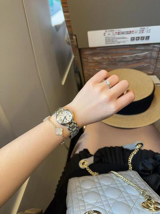 浪琴心月L81104716，超牛硬货！*不败的浪琴系列-休闲时尚女士石英腕表（SH） 商品图1