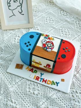 马里奥游戏机蛋糕（因工艺问题会用到可食用色素颜色重用的多，薄薄一层！可刮掉再吃哦！介意慎拍哦）