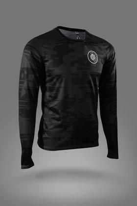 严素长袖运动T恤，一定得，轻量、速干、排汗、透气、防晒