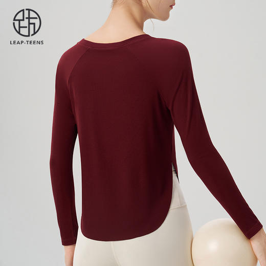 跃牌【安琪拉系列】秋季新款裸感瑜伽服女宽松性感露肩瑜伽上衣CX7405 商品图4