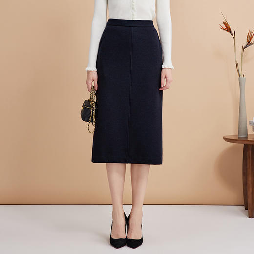EITIE爱特爱气质优雅高级深海蓝高腰包臀过膝a字半身裙冬季新款D2406403 商品图2