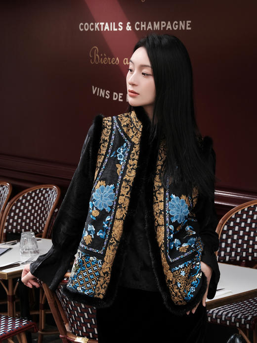 双11惠享 |盛唐牡丹| 福寿牡丹水貂毛坎肩-黑色[特价品] 商品图0