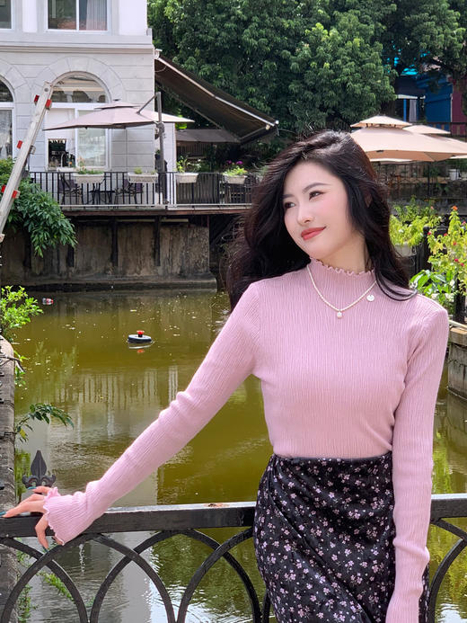 【百图lulu定制】【花瓣领打底衫】细腻柔软 花瓣领口 袖口长袖 打底衫 商品图4