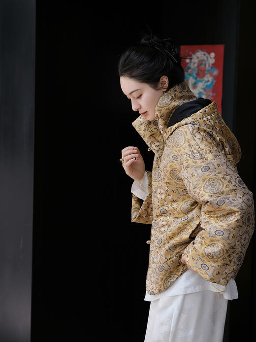 双11惠享 |盛唐牡丹| 鹤鹿同春重缎宋锦连帽夹棉外套[特价品] 商品图3
