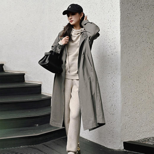 【顺丰包邮】82547 洛诗琳高级感简约廓形耐看大方立领长款风衣2053 商品图3
