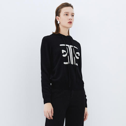 EITIE爱特爱冬季新款套头纯色连帽休闲印花针织衫7601312 商品图3