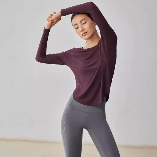 跃牌【安琪拉系列】秋季新款裸感瑜伽服女宽松性感露肩瑜伽上衣CX7405 商品图2