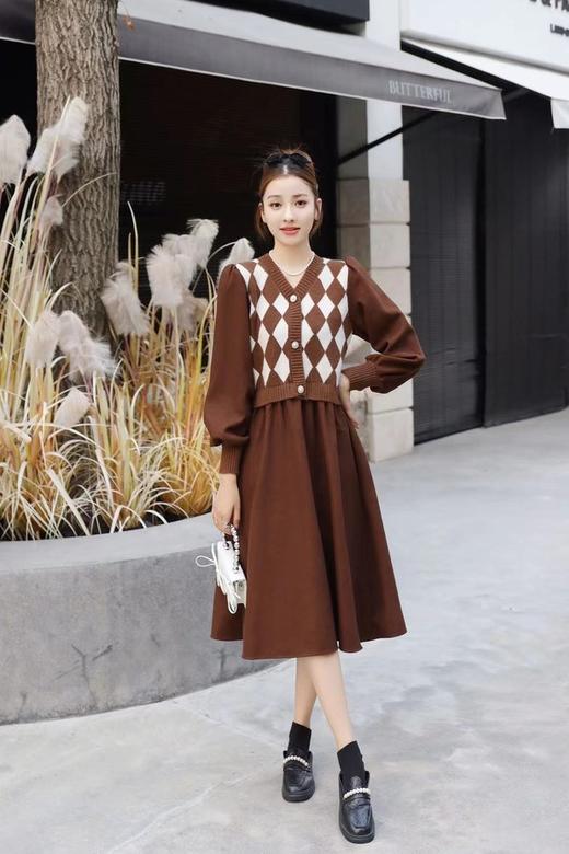 Le Malene 复古棕色菱格纹针织拼接连衣裙 17525 商品图1
