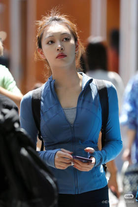 性价比款lulu无敌显瘦上衣外套