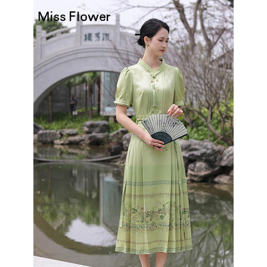 勿忘花绿色新中式连衣裙女装2025新款夏款*风马面裙小众设计裙 商品图2