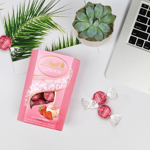 瑞士莲 意大利进口软心草莓奶油白巧克力 200g/盒 商品图3
