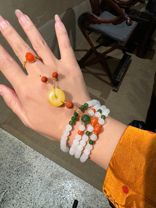 国风新中式南红珠宝专场~原创设计珠串，一眼惊艳的古典美！显白提气色，充满层次感~为穿搭增添画龙点睛的美感！寓意红红火火、事事顺利！百搭精致大气！ 商品图9