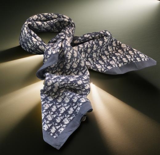 优品堂【花影摇曳2】90×90方巾 商品图4