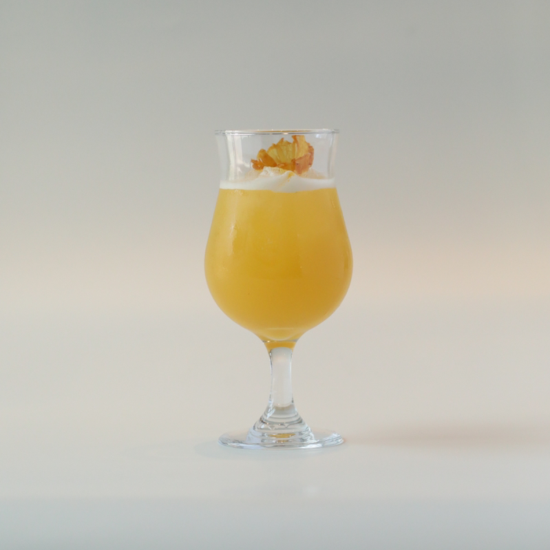 凤梨百香果冰摇茶