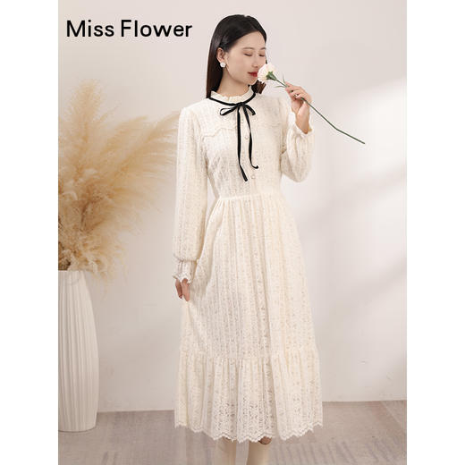 杏色蕾丝连衣裙高级感穿搭连身裙秋冬裙子新款 商品图1