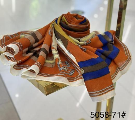 优品堂【花影摇曳】围巾、薄披肩、空调巾三用长巾 商品图6