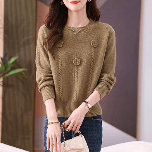 CC-101-56729短款毛衣女2024新款秋冬圆领立体玫瑰花小个子套头针织打底衫上衣 商品图1