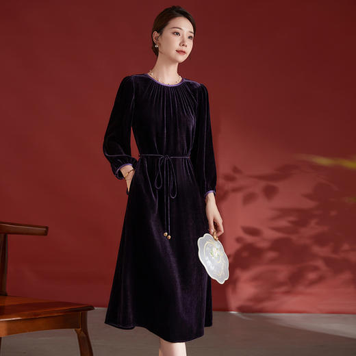 墨黛紫高级感长袖，桑蚕丝丝绒连衣裙SM-82497980 商品图0