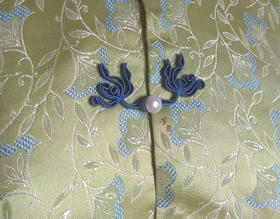 双兰盘扣定制○芳意旗袍