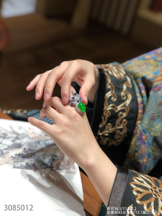 老坑艳绿葫芦戒指【3085012】具体价格微信咨询 商品图4