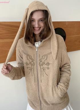 MATE-回忆屋铆钉兔耳朵毛绒外套