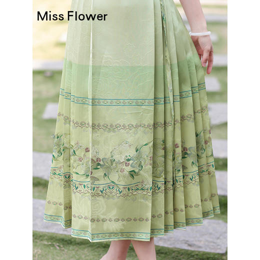 勿忘花绿色新中式连衣裙女装2025新款夏款*风马面裙小众设计裙 商品图3