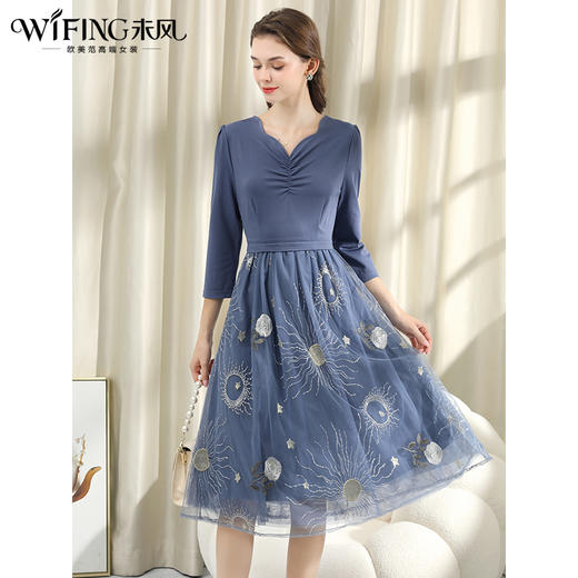 未风蓝色网纱拼接连衣裙女秋2024年秋装新款女装气质高腰显瘦裙子 商品图0