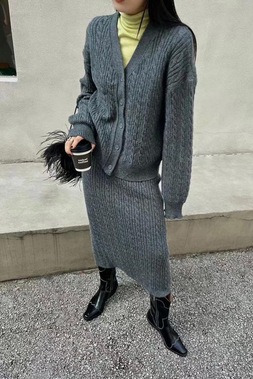 LNNNS 休闲慵懒开衫半裙麻花针织套装 17494 商品图0