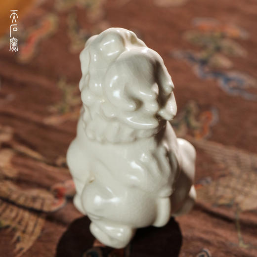 问鼎天石窑白陶泥狮兽茶宠 商品图4