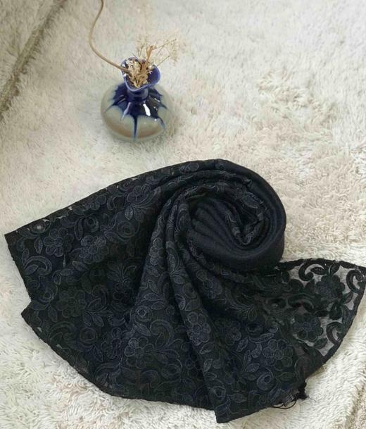 优品堂【如烟如梦】羊毛蕾丝绣花围巾披肩两用 商品图4