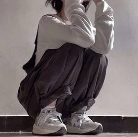 这双秋冬气氛感到位了！5740全新配色！情侣款复古休闲运动鞋 厚底增高跑步鞋