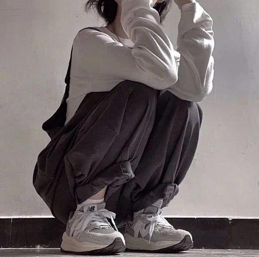 这双秋冬气氛感到位了！5740全新配色！情侣款复古休闲运动鞋 厚底增高跑步鞋 商品图0