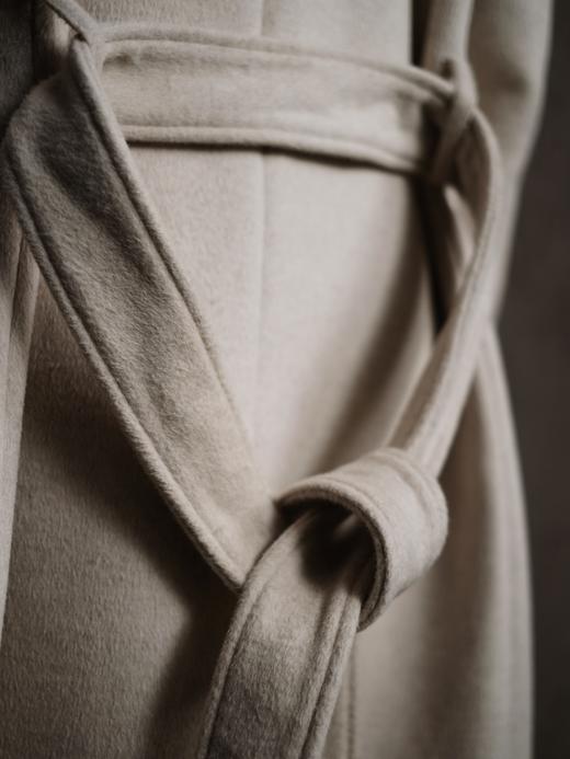 Le Palais 20%羊绒35%蚕丝45%美丽诺羊毛800克插肩袖候场大衣 商品图8