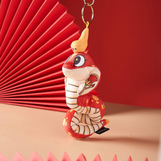 大英博物馆 灵蛇系列 灵蛇送瑞 立体挂件钥匙扣 商品图1