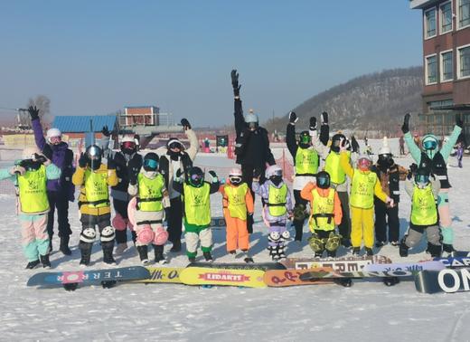 【滑雪营】6天5晚冰雪勇士滑雪营，可单飞可亲子 定金专拍 商品图4