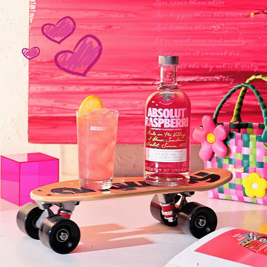 绝对（Absolut）伏特加 洋酒 38/40度 覆盆莓味 700ml 商品图1