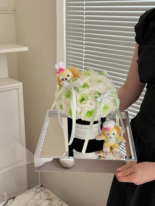 蝴蝶结永生花玩偶抱抱桶 商品图1