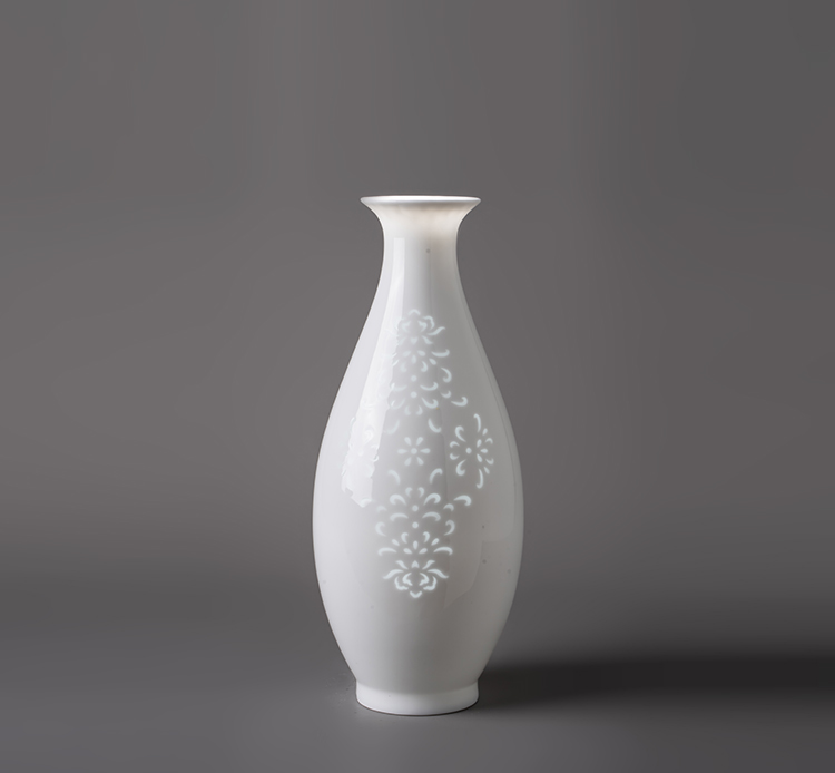 【二级微瑕】富玉素玲珑花瓶